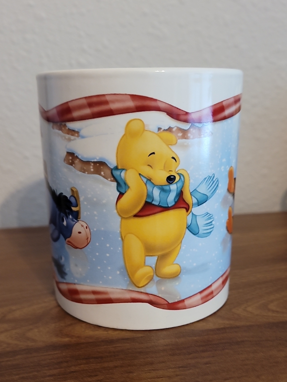 Vintage Houston Harvest Disney Winnie the Pooh Winter Ice Skating Mug 90s